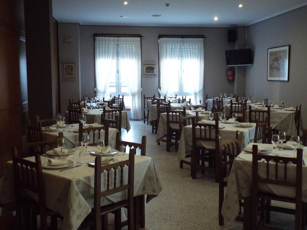 Hotel Ansuina Banos Del Molgas Luaran gambar